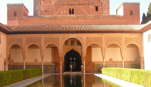 Granada Alhambra Patio de los Arrayanes