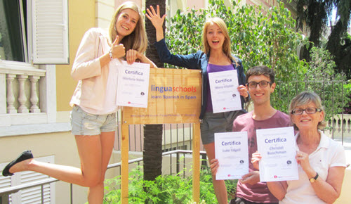 Lingua Barcelona Students with Certificates